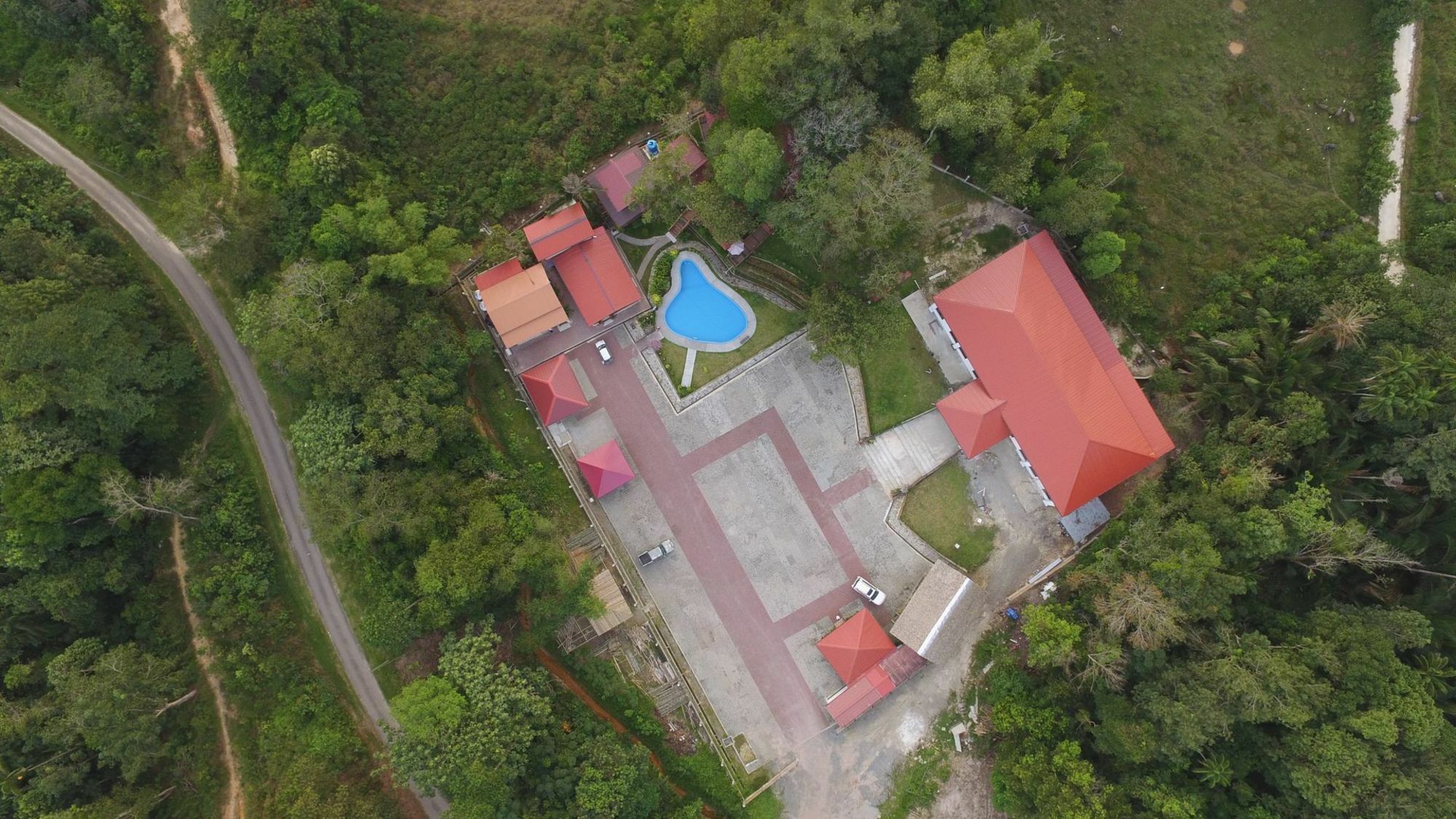 Borneo Tree House Hotel Kota Kinabalu Ngoại thất bức ảnh